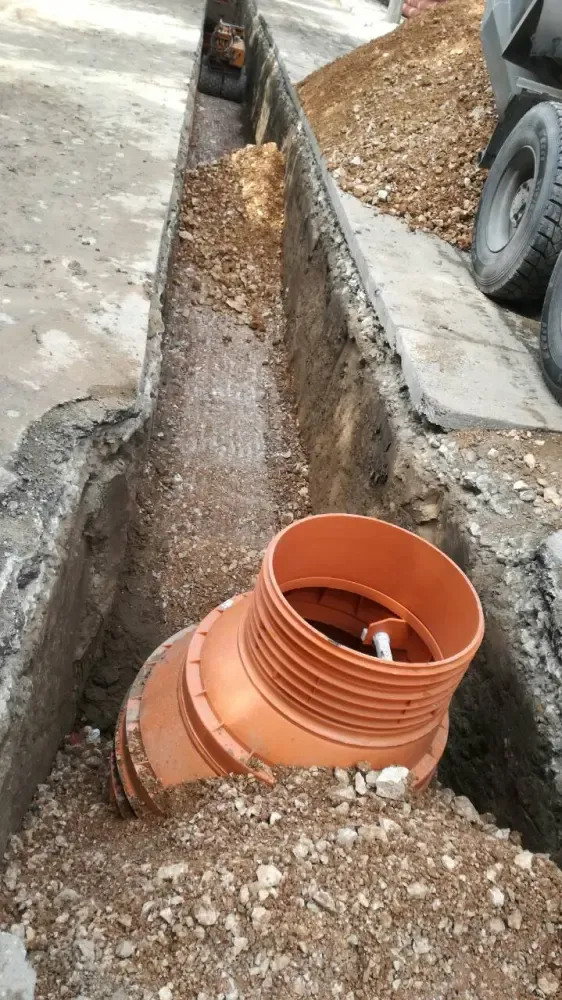 Manholes / Chambers