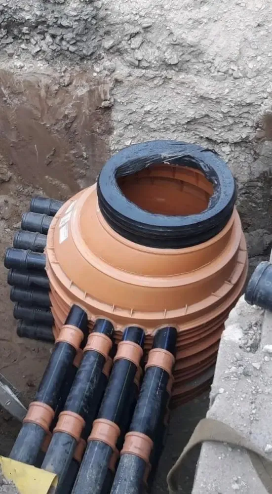Manholes / Chambers